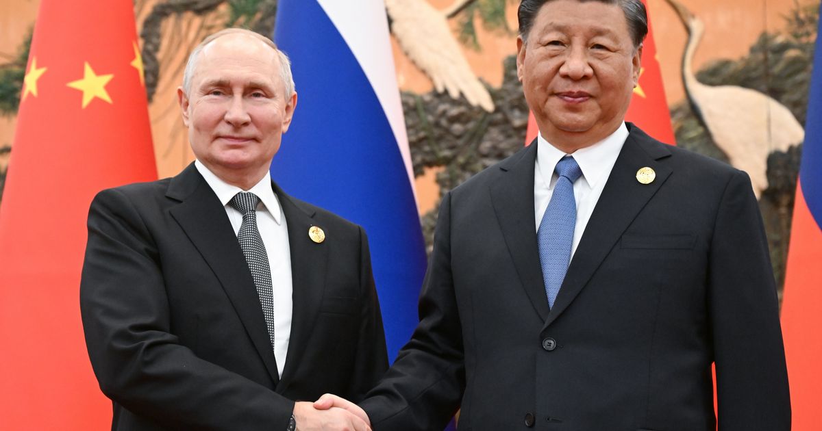 Rusia dan China Perkuat Hubungan Ekonomi di Tengah Tekanan Barat
